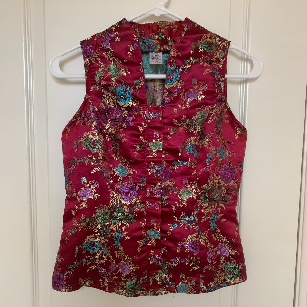 Vintage Red Floral Brocade Sleeveless Satin Top Cheongsam V-Neck Blouse S - Picture 1 of 9